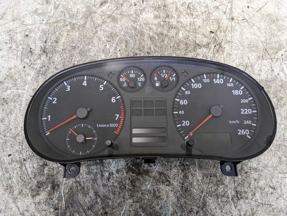 Audi A3 8L Licznik Zegary