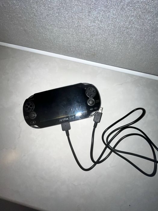 Приставка PS Vita