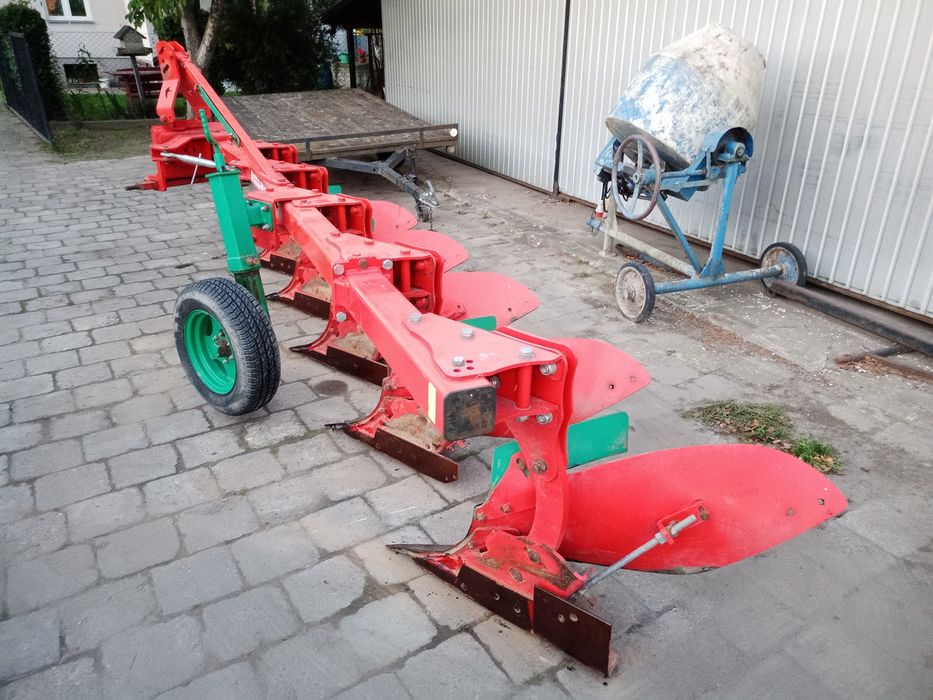Pługi 5 Agro Masz