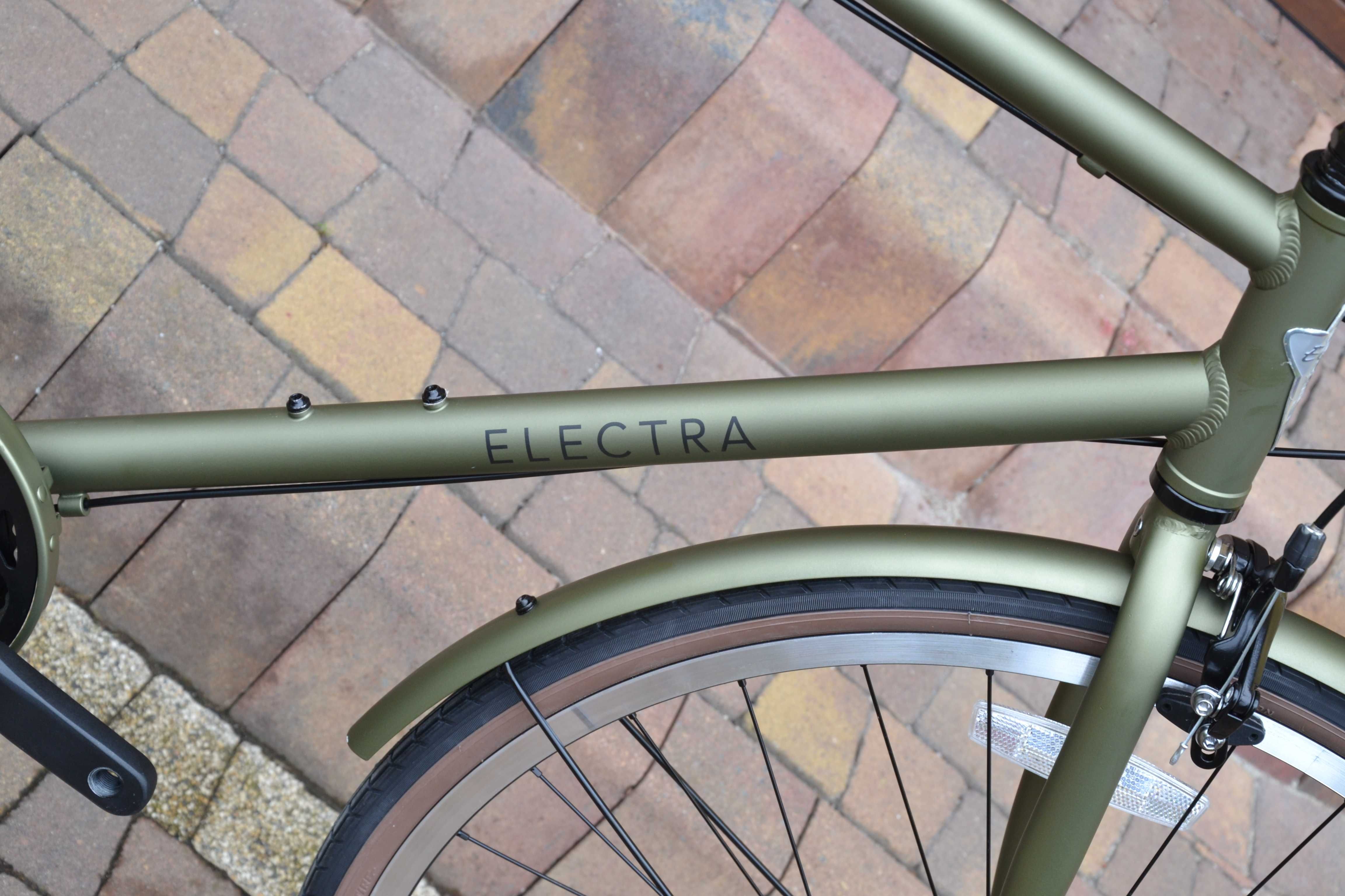 ELECTRA Loft 7D matte khaki wojskowy Shimano 7s rozmiar L Nowy 13,7kg