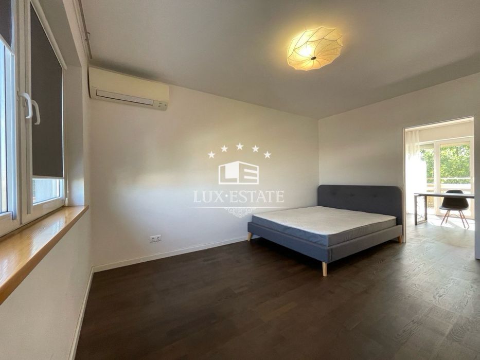 Аренда Таунхаус под офис и жилье Соломенский р-н