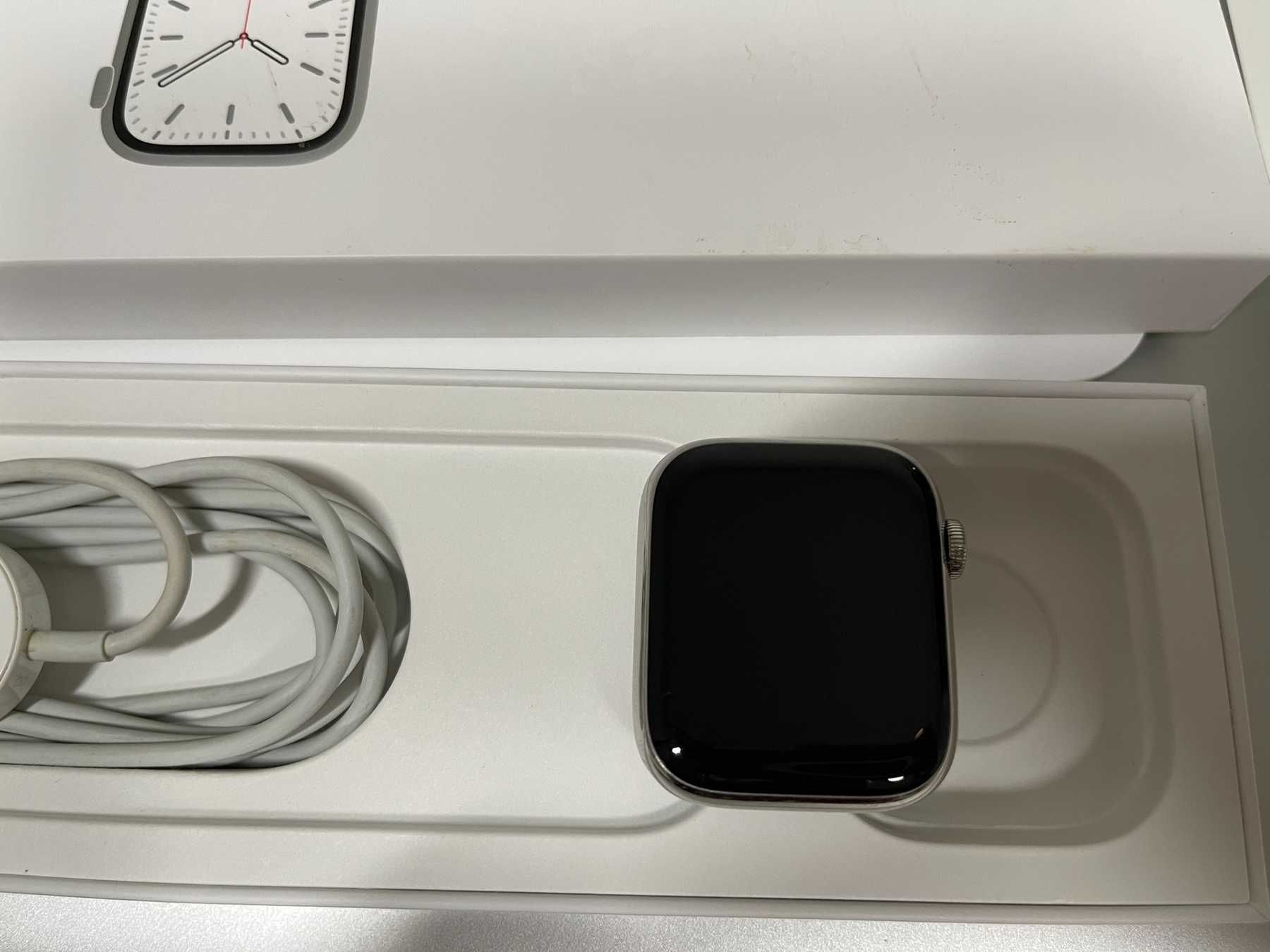 Apple Watch Series 7 45mm Silver Stainless - (сталь)