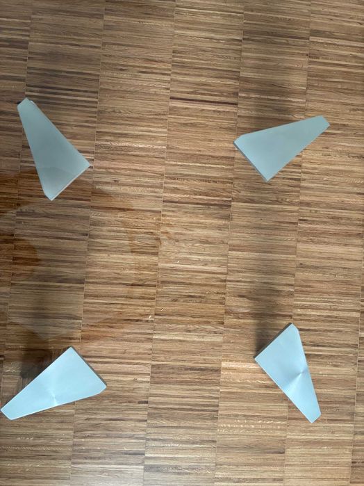 Mesa de jantar em vidro