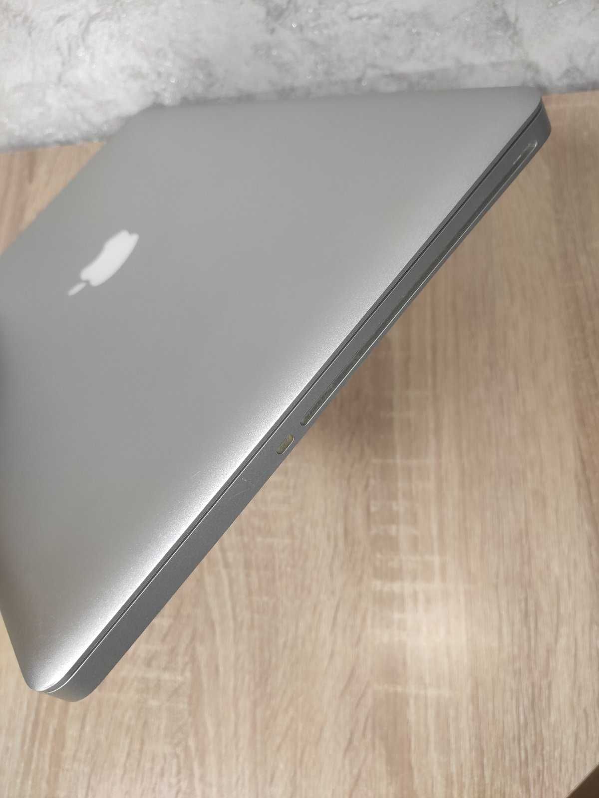 MacBook Pro 15  Core i7 на SSD 120GB ноутбук Apple A 1286