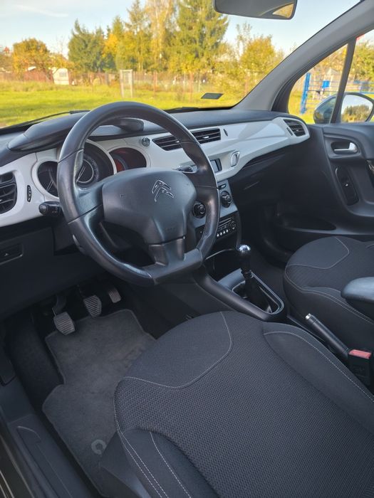 Citroen C3 2013r benzyna |czujniki parkowania|klimatyzacja|tempomat|