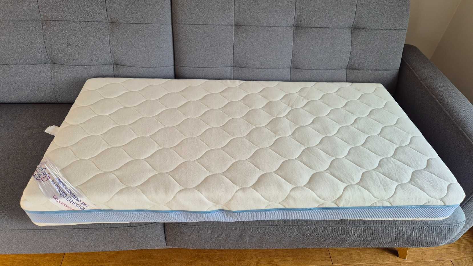 Materac piankowy premium 120x60x10 cm + klin (Babyz Zone)