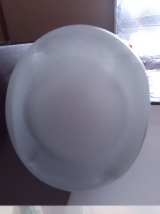 Вазы интерьерные ,новые (гутное  стекло)