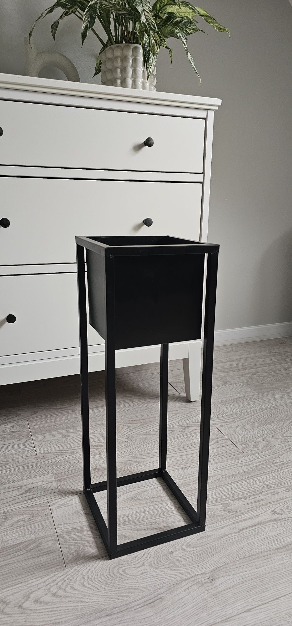 Kwietnik loftowy czarny 60cm