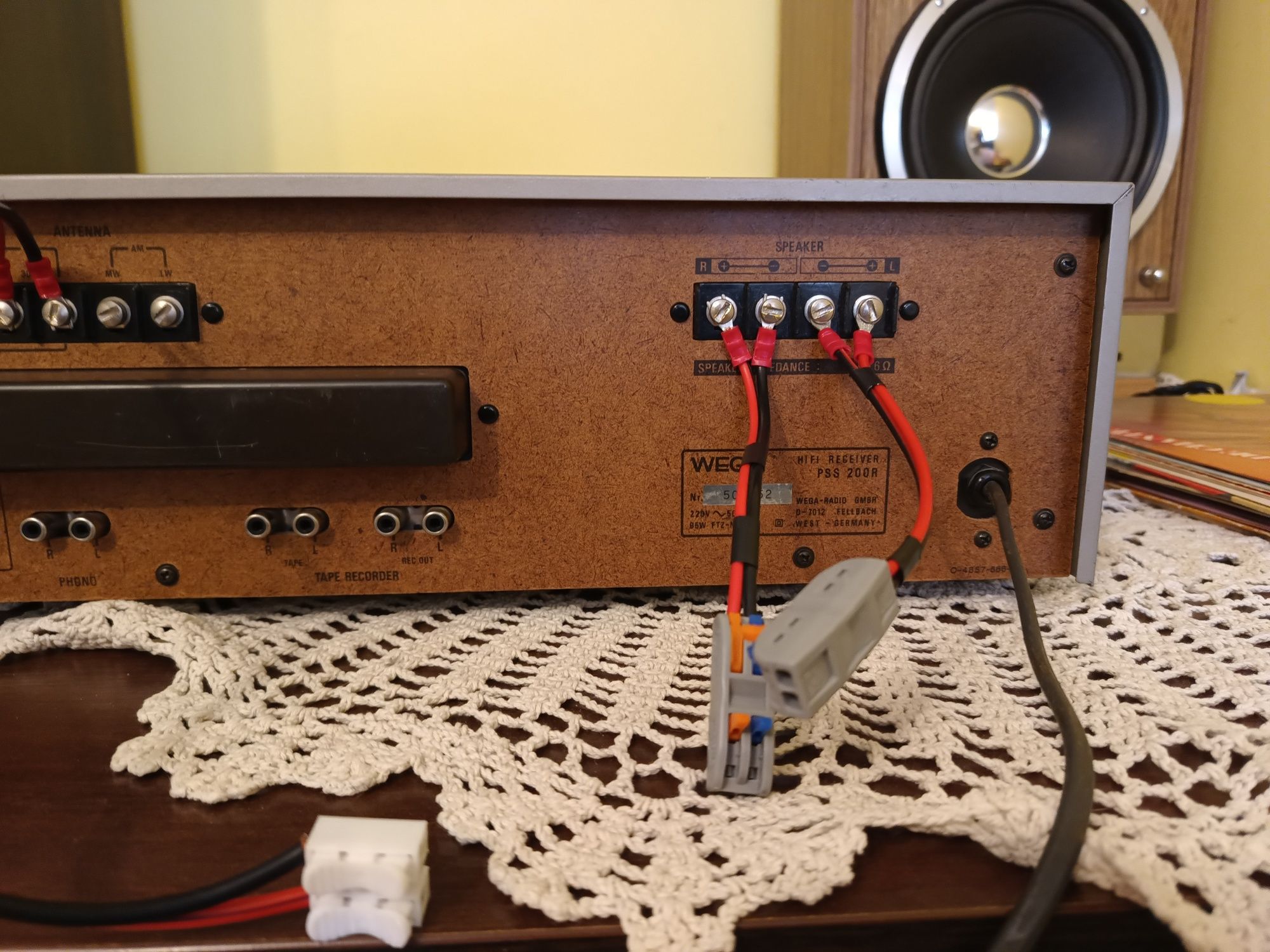 Amplituner vintage Sony Wega model PSS-200R