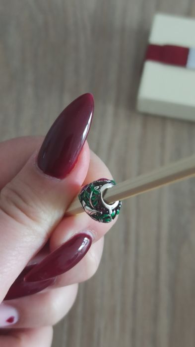 Zawieszka srebrna 925 w stylu Pandora – ptaszek wśród liści