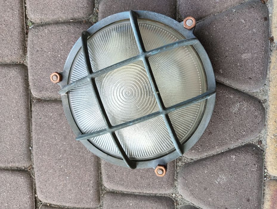 Lampa zewnętrzna mosiezna