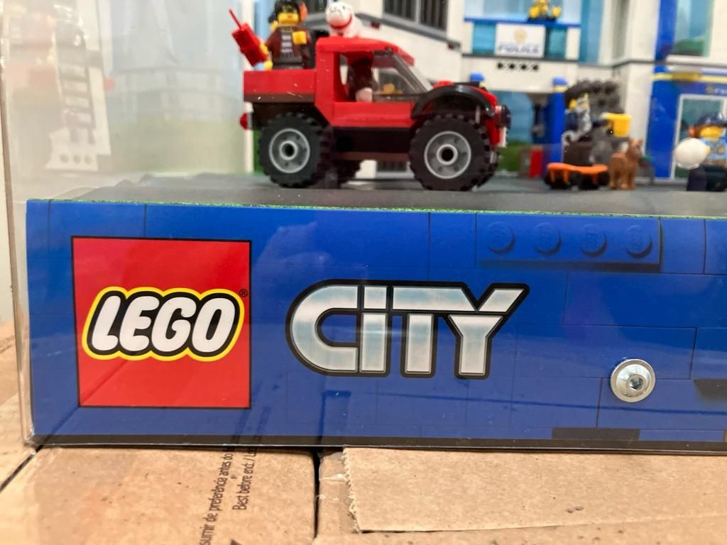 Lego City com mostruário