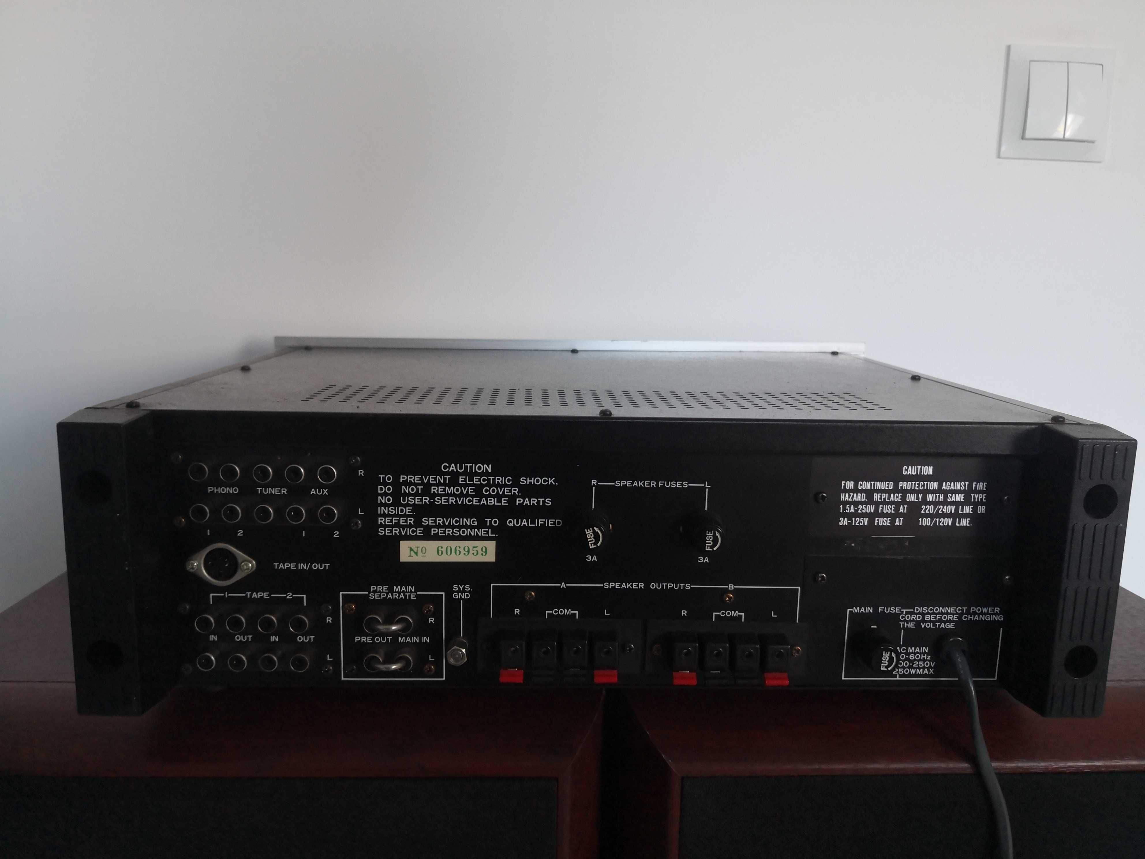 Wzmacniacz stereo LENCO A-50/ VINTIGE/Ładny stan