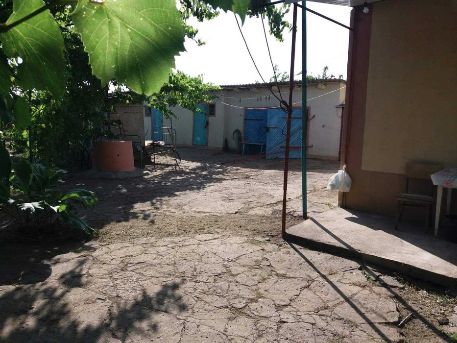 Продам капитальный дом в пригороде Одессе