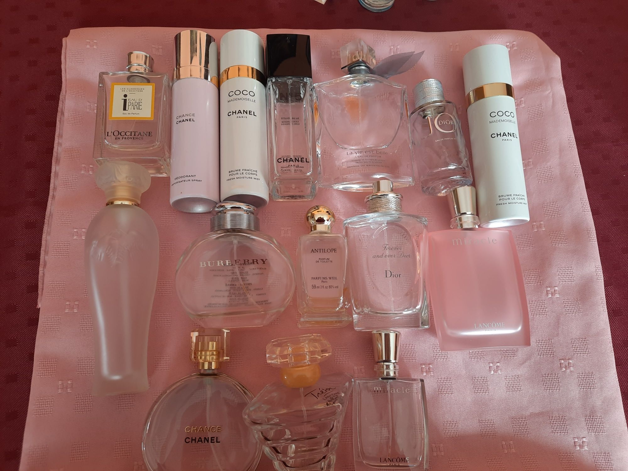 Buteleczki oryginalne  po perfumach. Oryginalne
