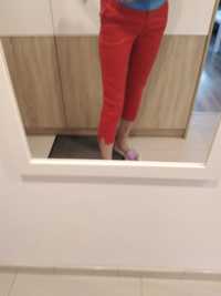 Czerwone spodnie z rozcięciami 3/4 Orsay 36