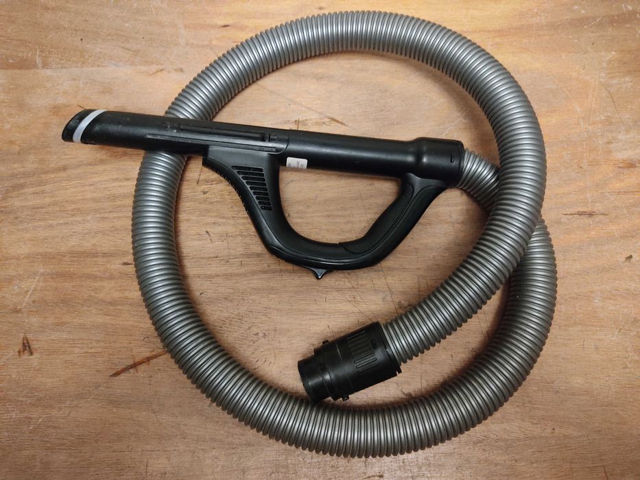 Пылесос Rowenta Compact Power Cyclonic RO3766EA