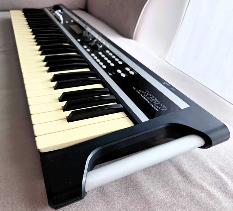 Syntezator Korg X50