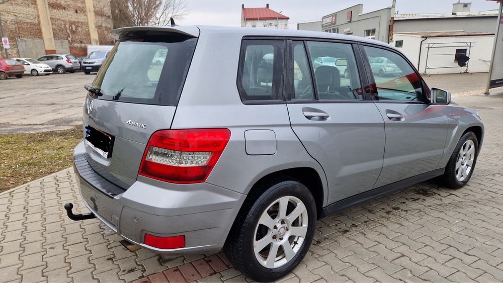 Продам авто Mercedes-Benz GLK 250 в гарному стані .Вкладень не потребу