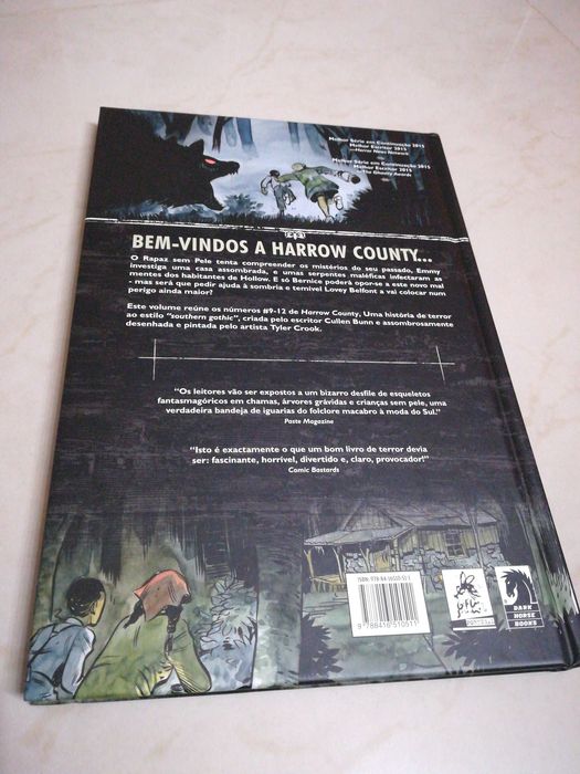 Livro Banda Desenhada Comic Harrow County - A encantadora de serpentes