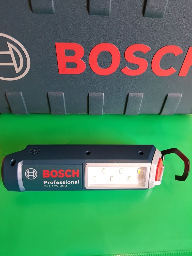 Продам ліхтарик bosch.