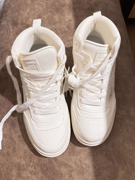 Кросівки хайтопи Zara 39 розмір