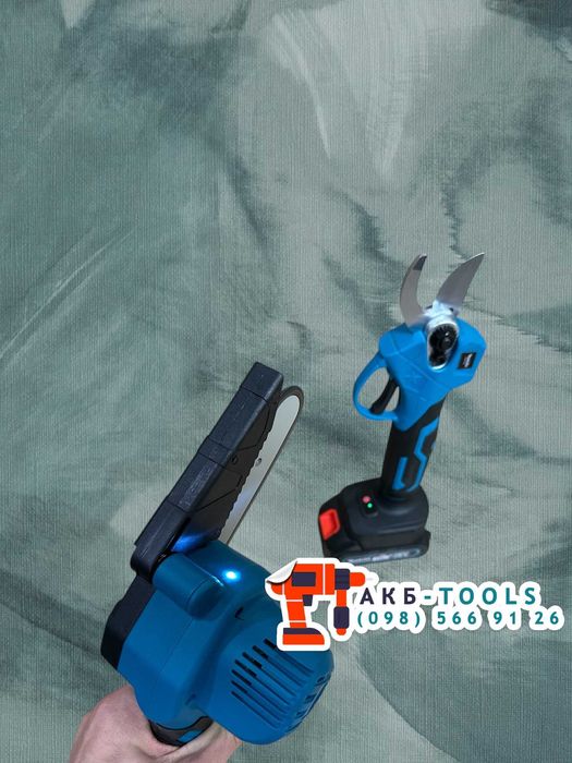 Садовий набір Makita 2/1 Секатор DMT50BL 30mm + Сучкоріз BCS36V 15cm