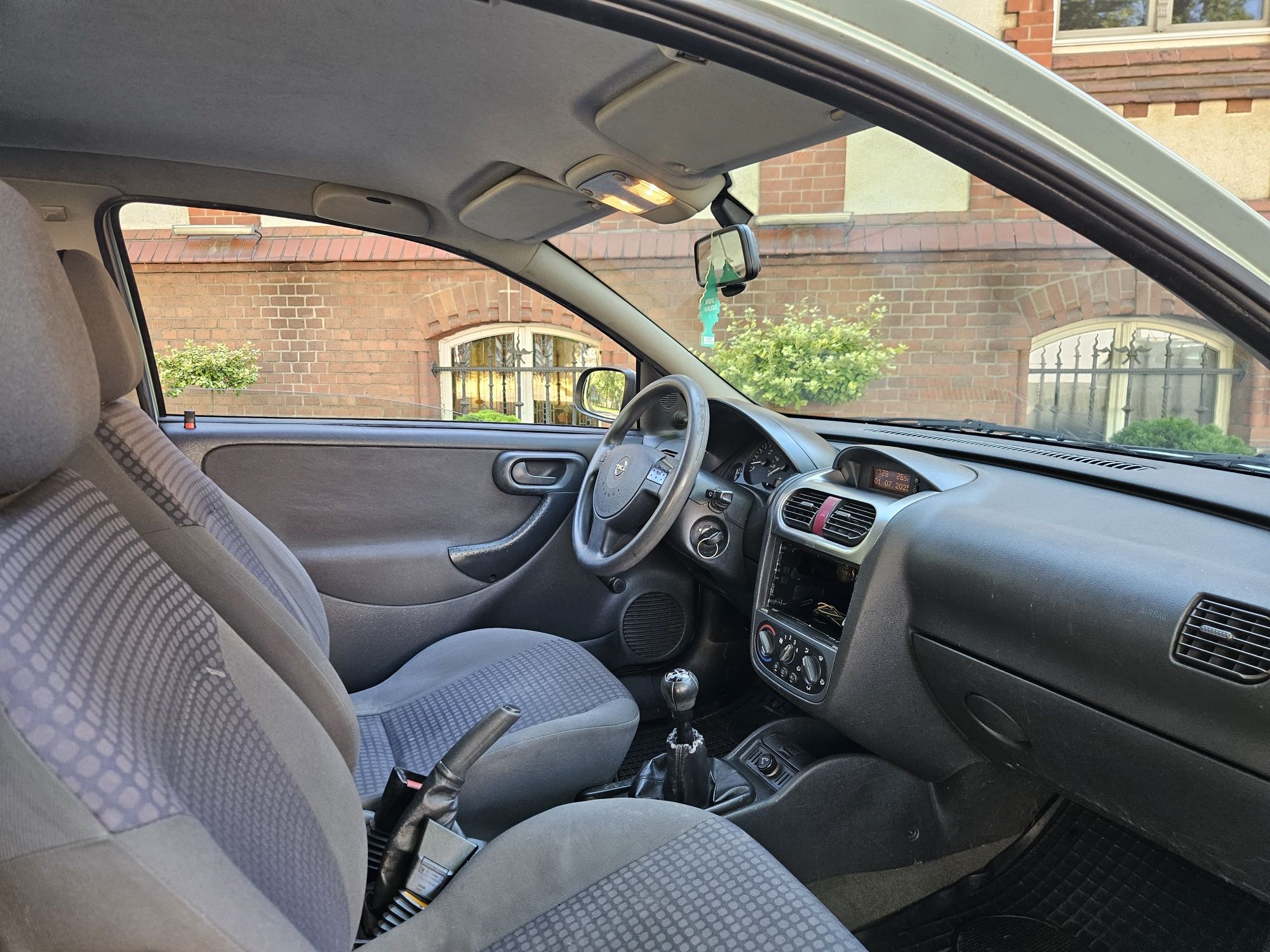 Opel Corsa C 2002r 1.2benzyna Długie Opłaty!!!