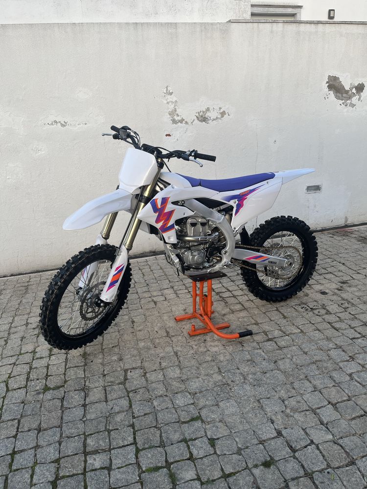Yamaha  Yz 250F.