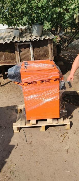 Котел твердопаливний Бізон для будинку або цеху 100м2, 200м2, 300м2