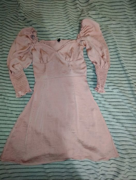 Śliczna różowa sukienka