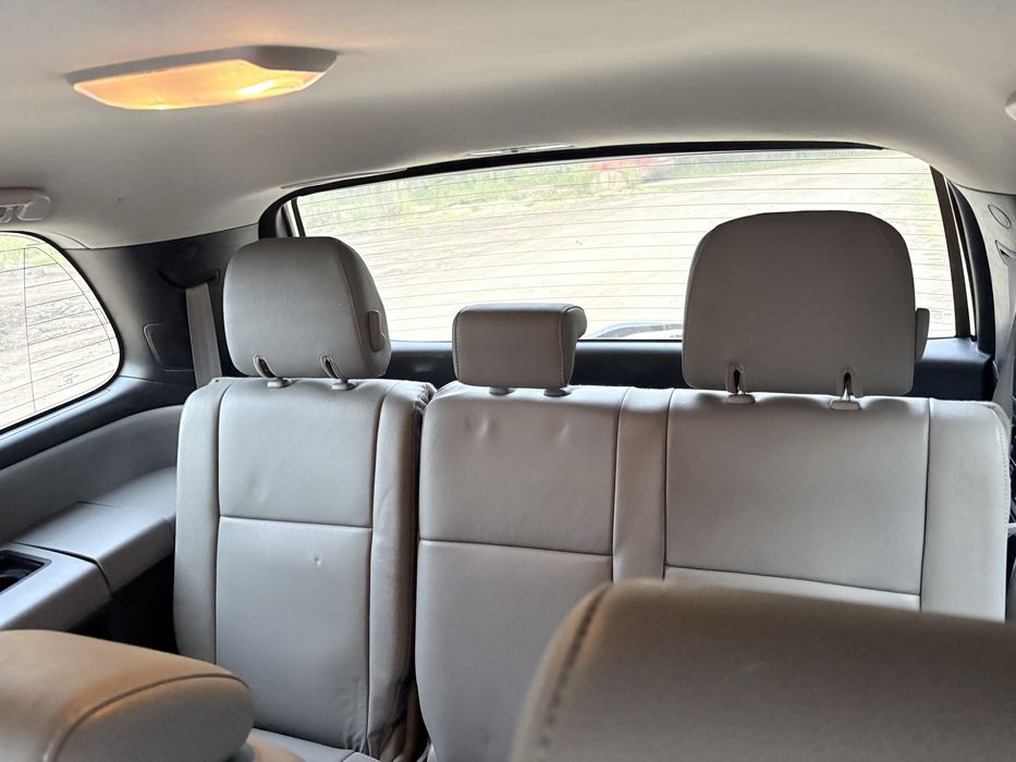 Toyota Sequoia stan bardzo dobry