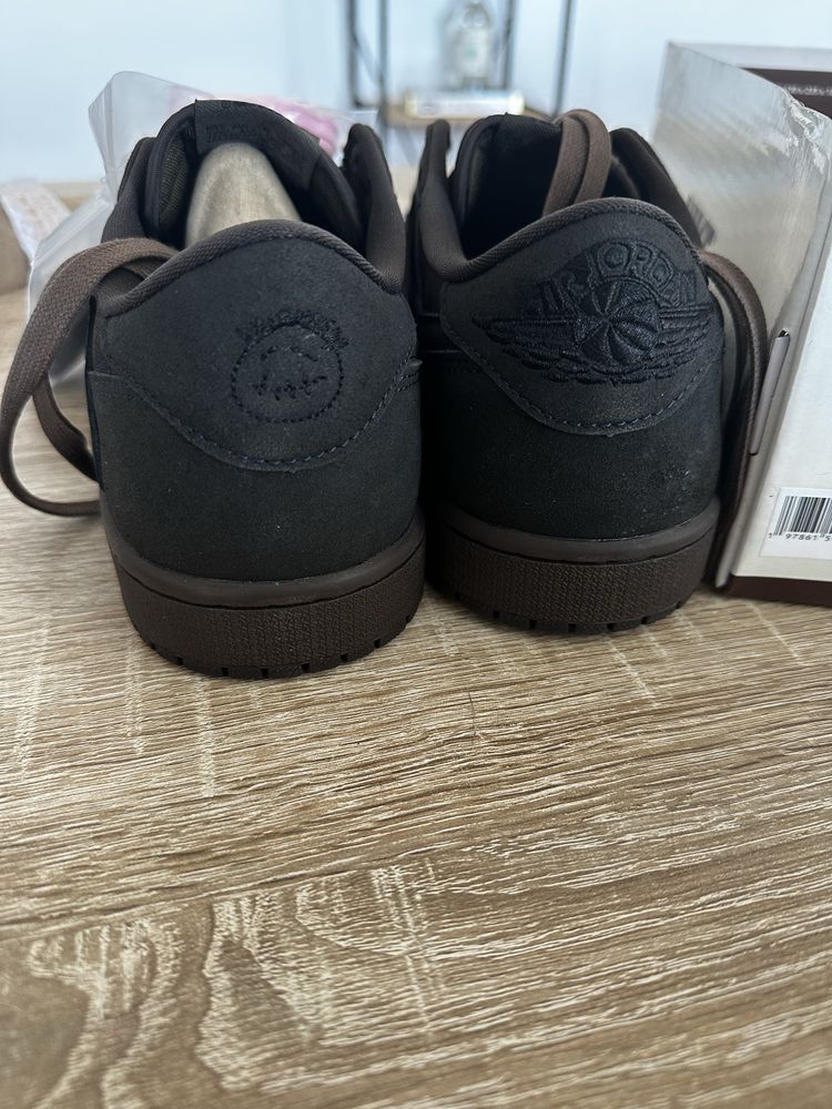 Nike air jordan low travis scott velvet brown and dark mocha
