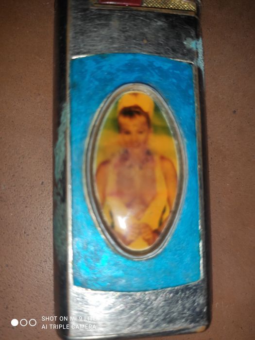 Продам зажигалку турбо