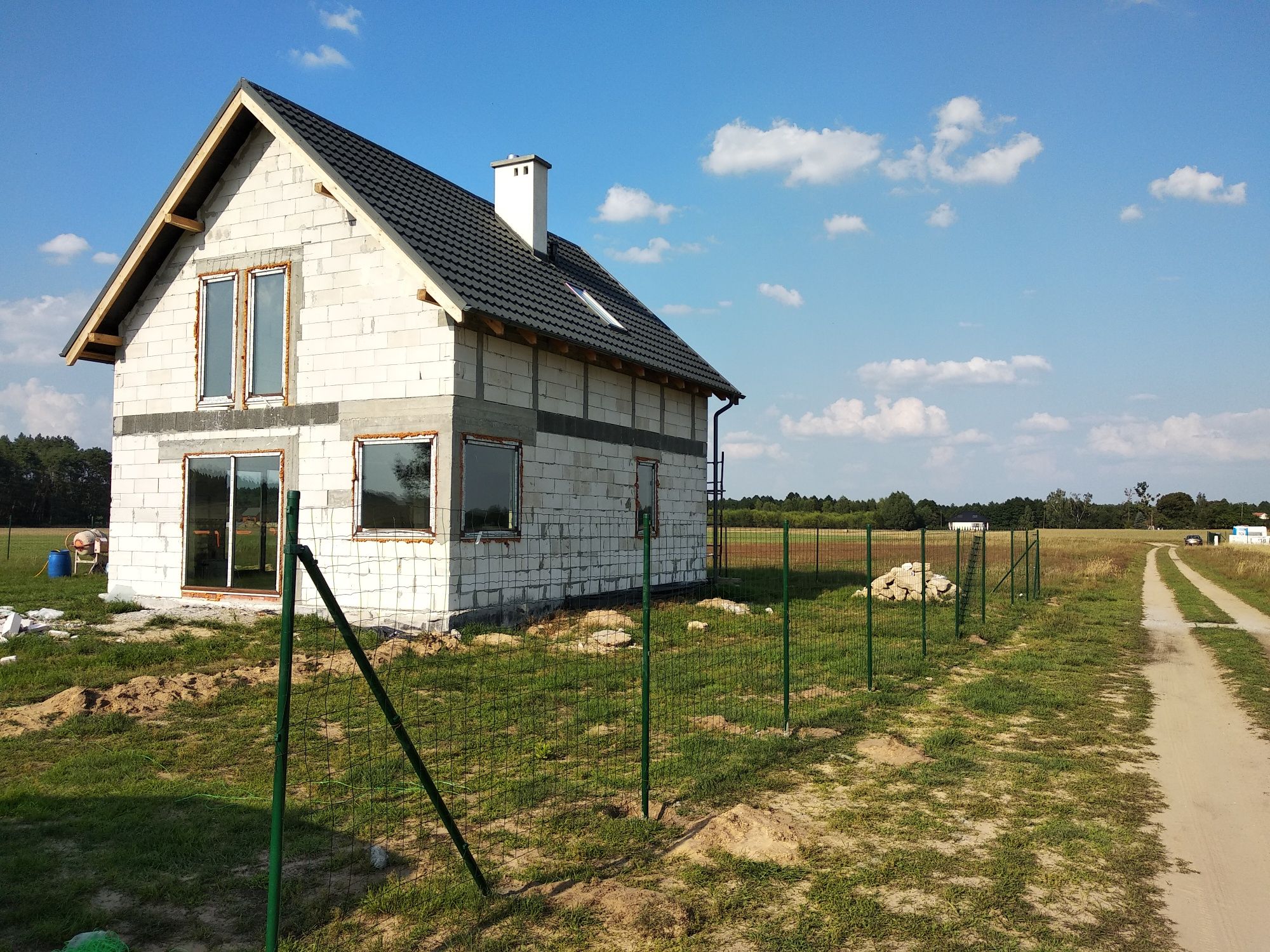 ELEWACJE BARANEK PODBITKI Budowa  wieźby dachowe ciesielstwo m