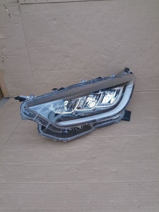 toyota yaris iv lampa przednia lewa full led