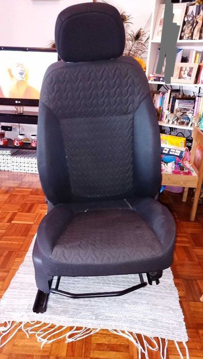Bancos dianteiros Opel Corsa D