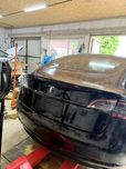 Ляда кришка багажника Тесла Tesla Model 3 модел чорний PBSB