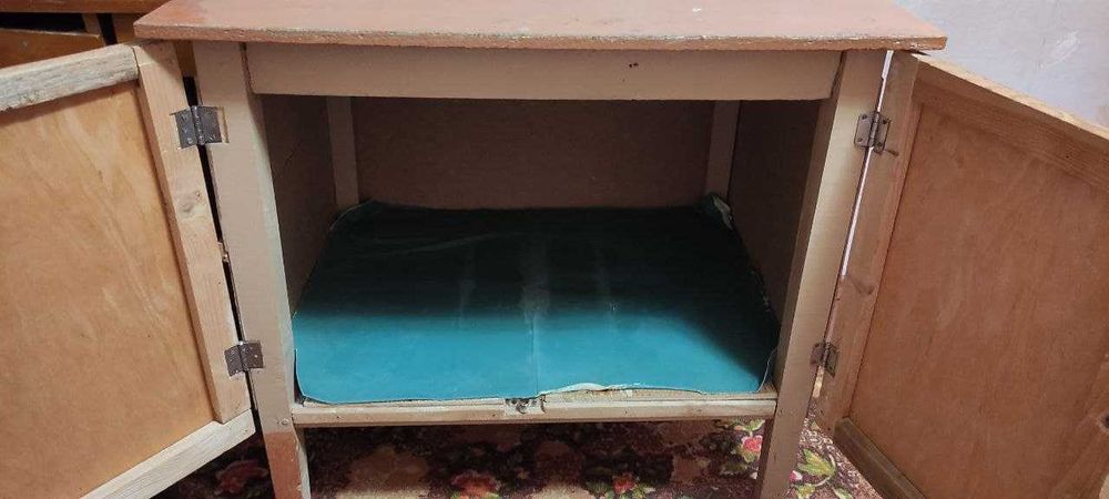 Тумба стіл комод дуже містка двоє дверцят для гаража / дачі