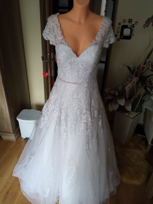 Suknia ślubna biała