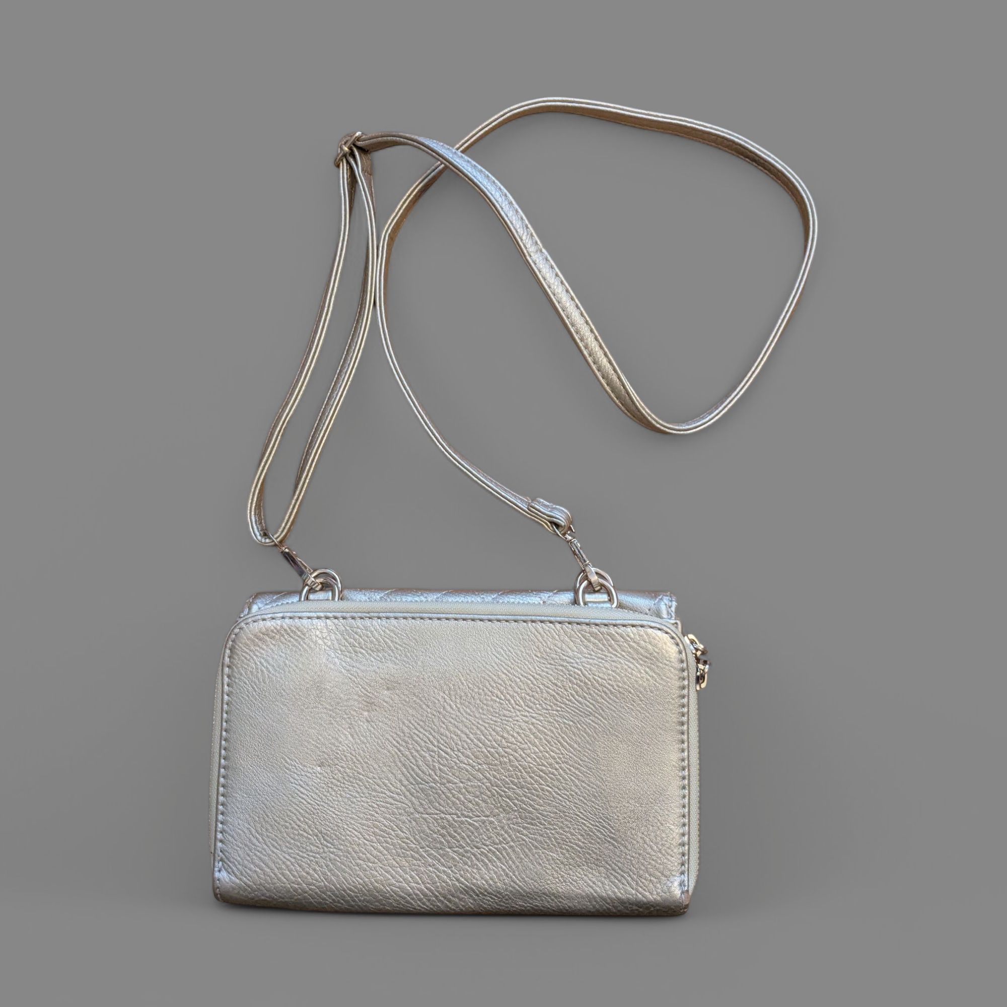 Złota pikowana torebka na ramię crossbody