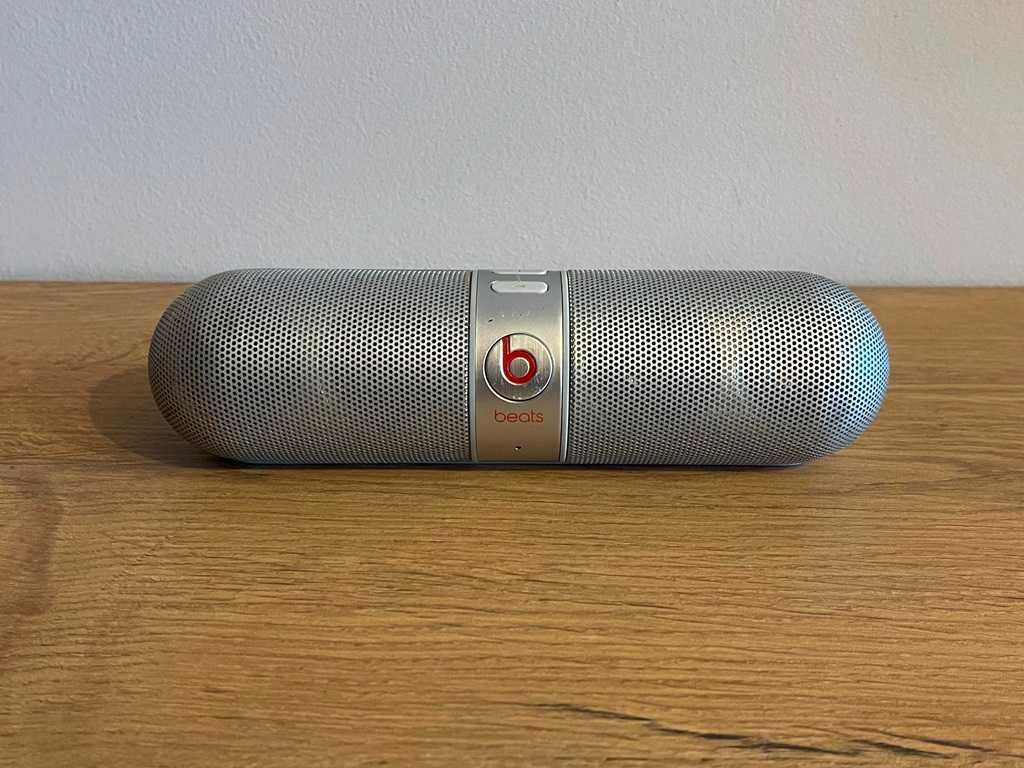 Głośnik Apple Beats Pill Srebrny Silver