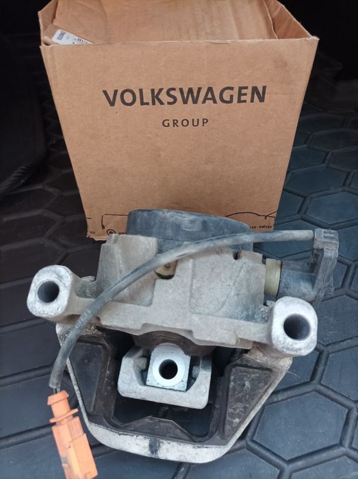 Подушки двигуна Ауді А6 С7 2,0TFSI