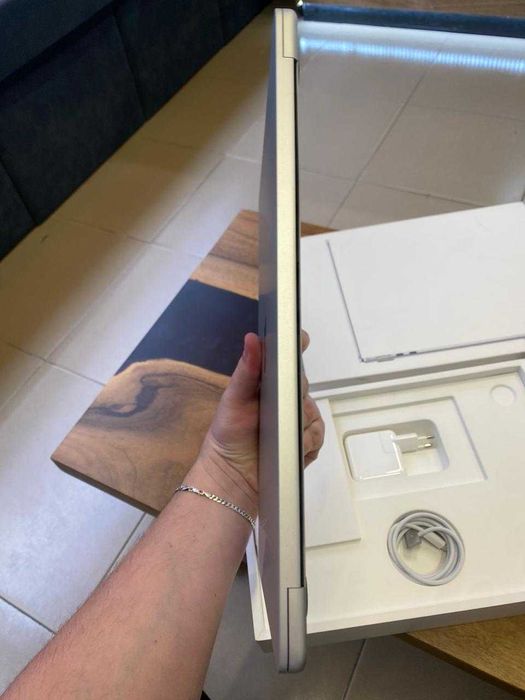 Ноутбук Apple MacBook Air 13,6" M2 8/256GB Silver (MLXY3) 2022