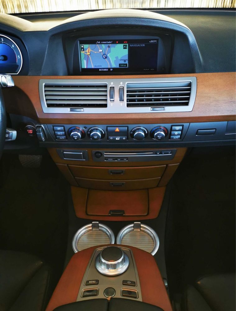 BMW 745d _ V8 _ Biturbo (diesel)