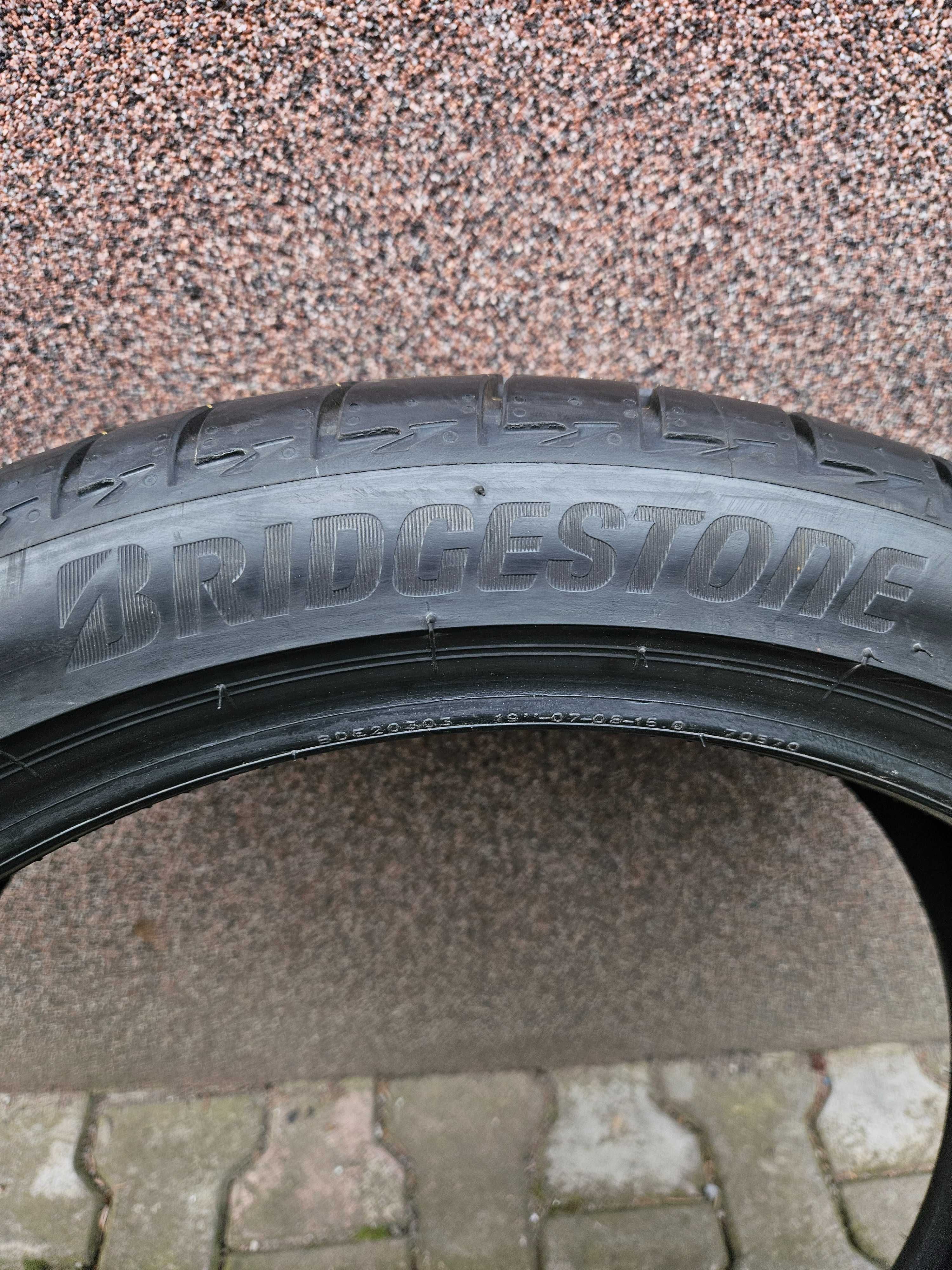 225/40R19 bridgestone turanza T005