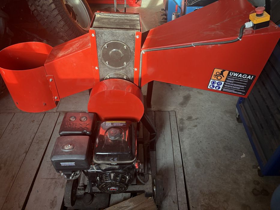 Rębak na Wom i silnik spalinowy Rs 120+Wom