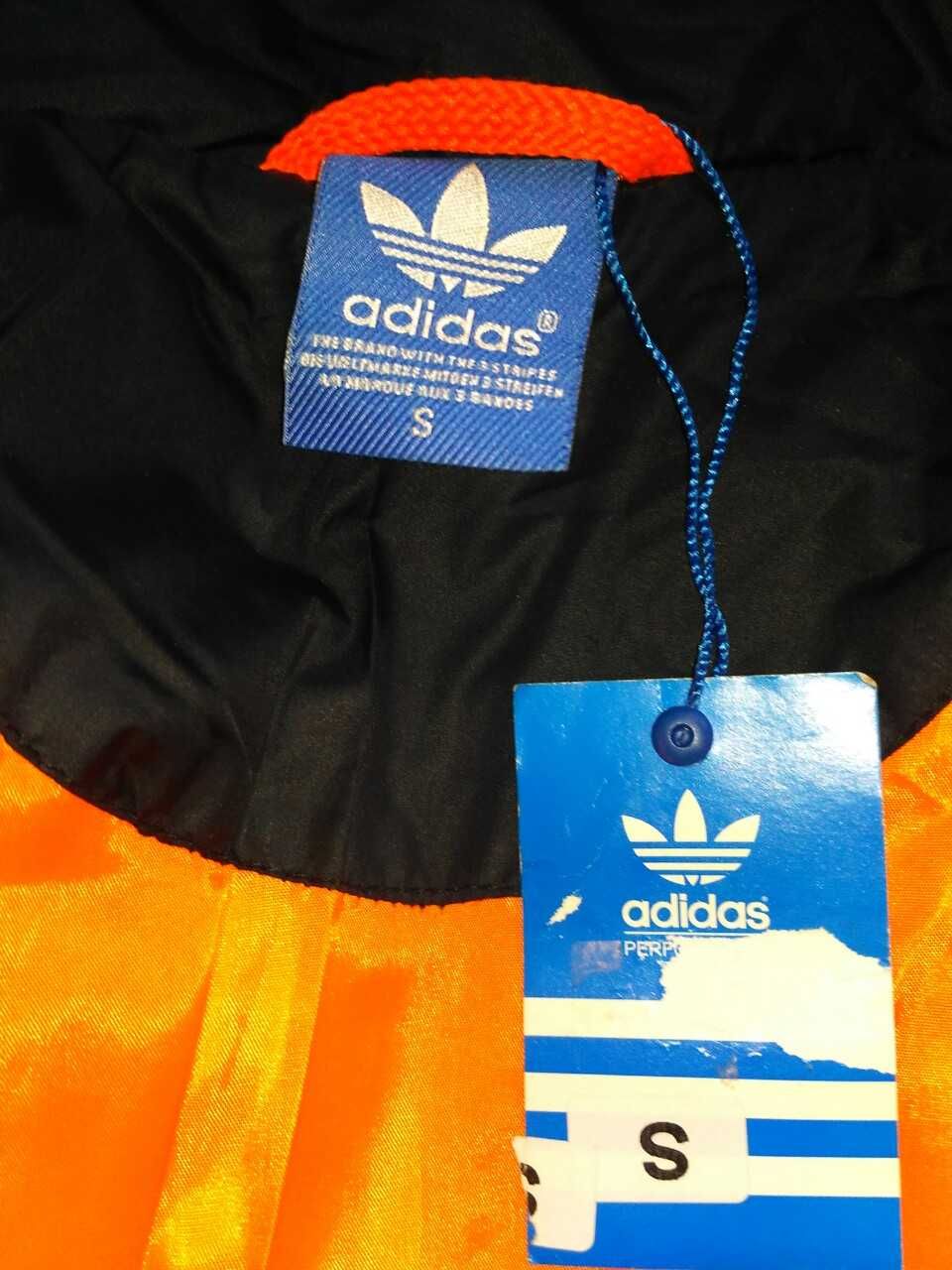 Куртка новая, Adidas.