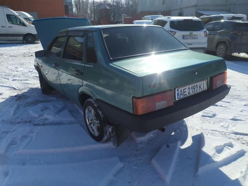 Автомобіль ВАЗ 21099