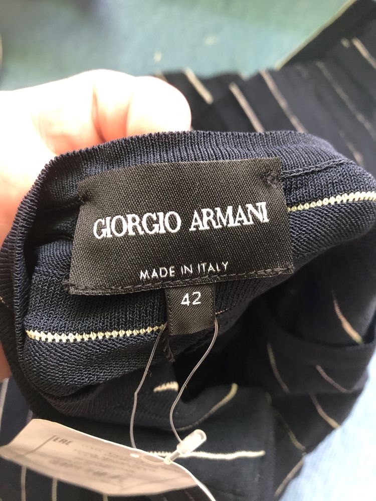 Полувер вязанный , блуза , блузка Armani